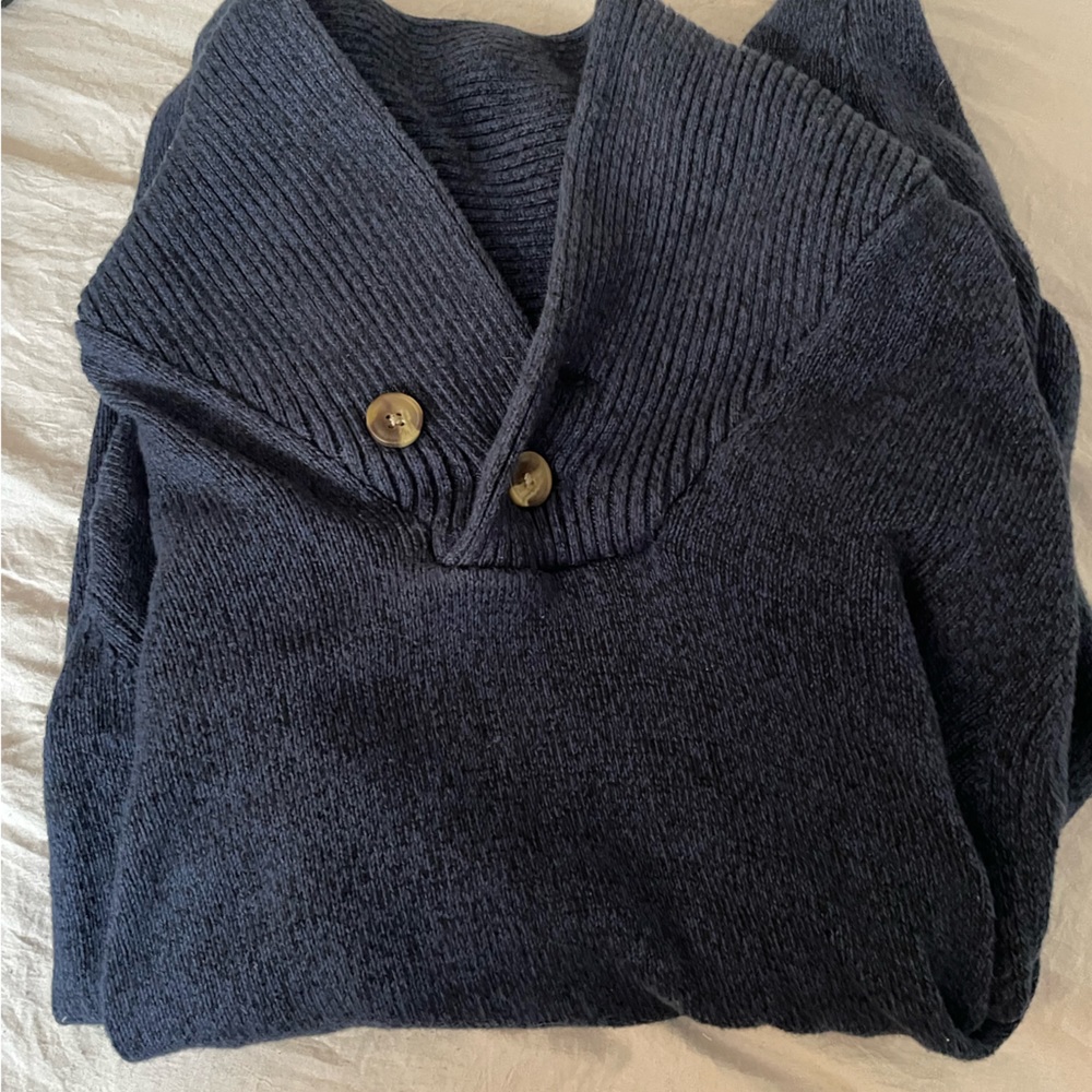 Men’s sweater